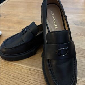 Coach Women's Leah platform Leather Slip-On Loafers